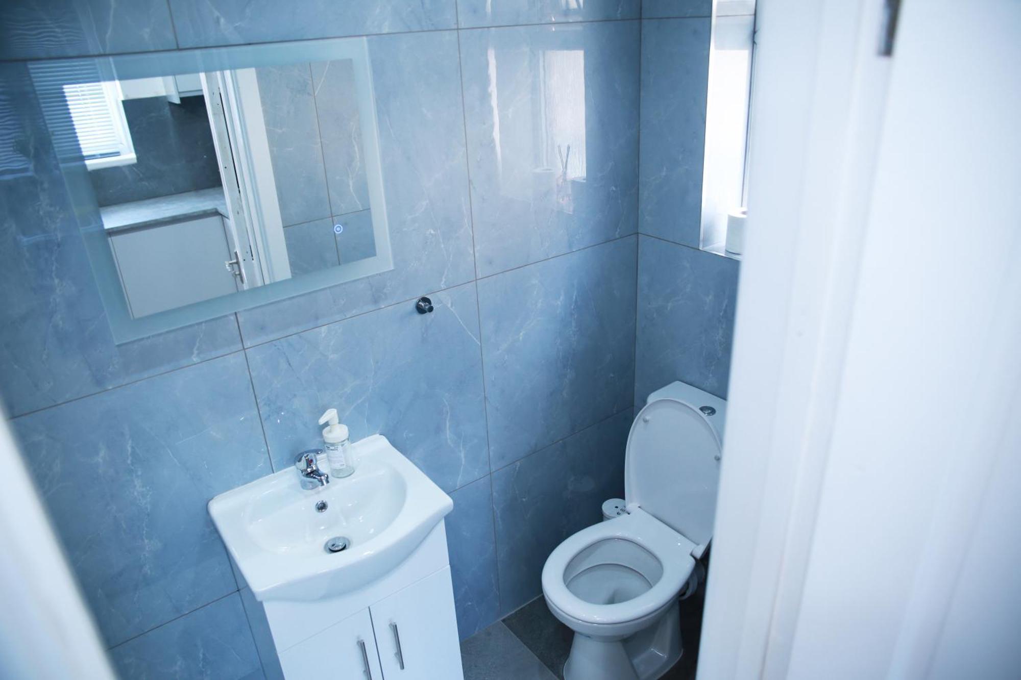 South Harrow Apartment 런던 외부 사진