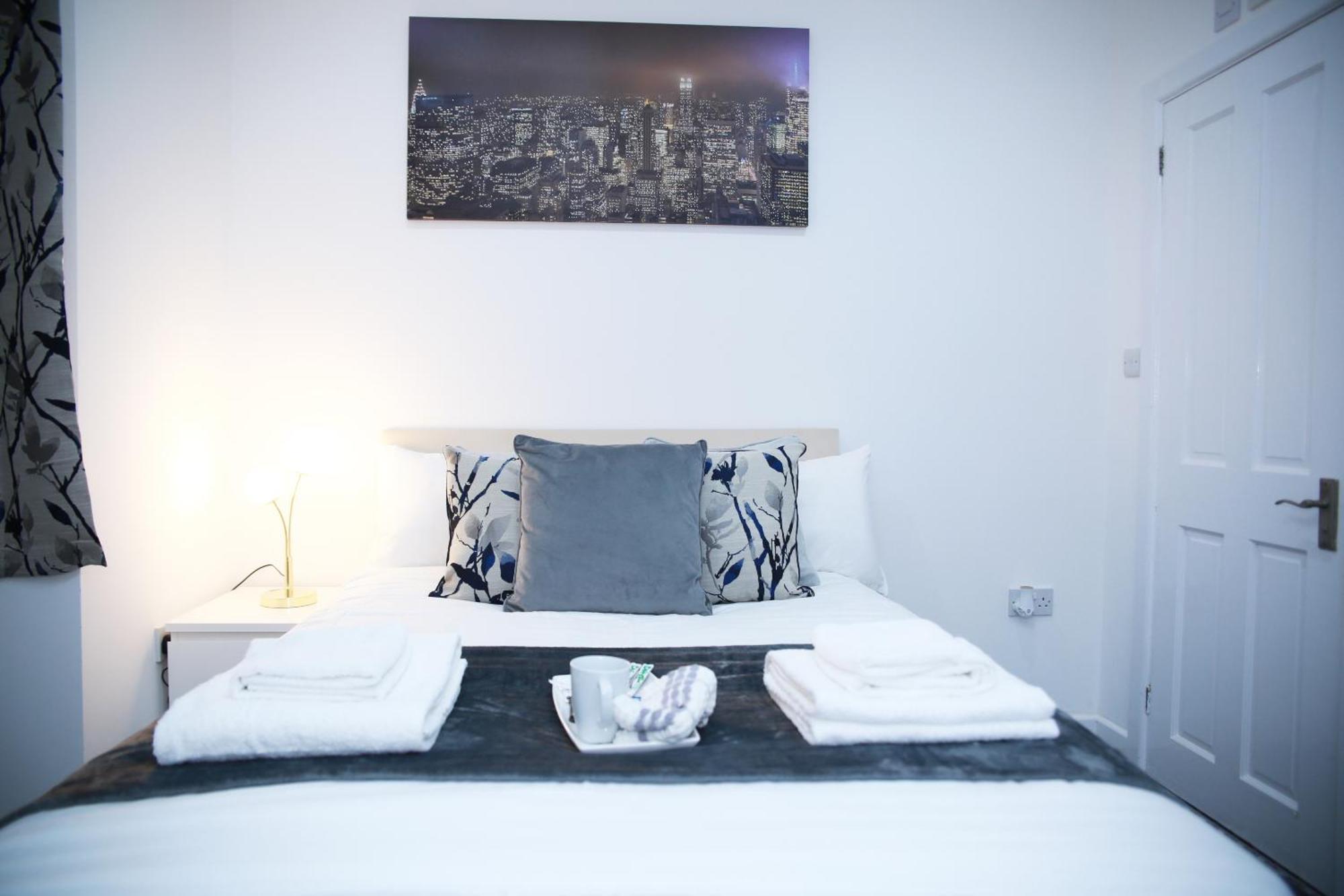 South Harrow Apartment 런던 외부 사진