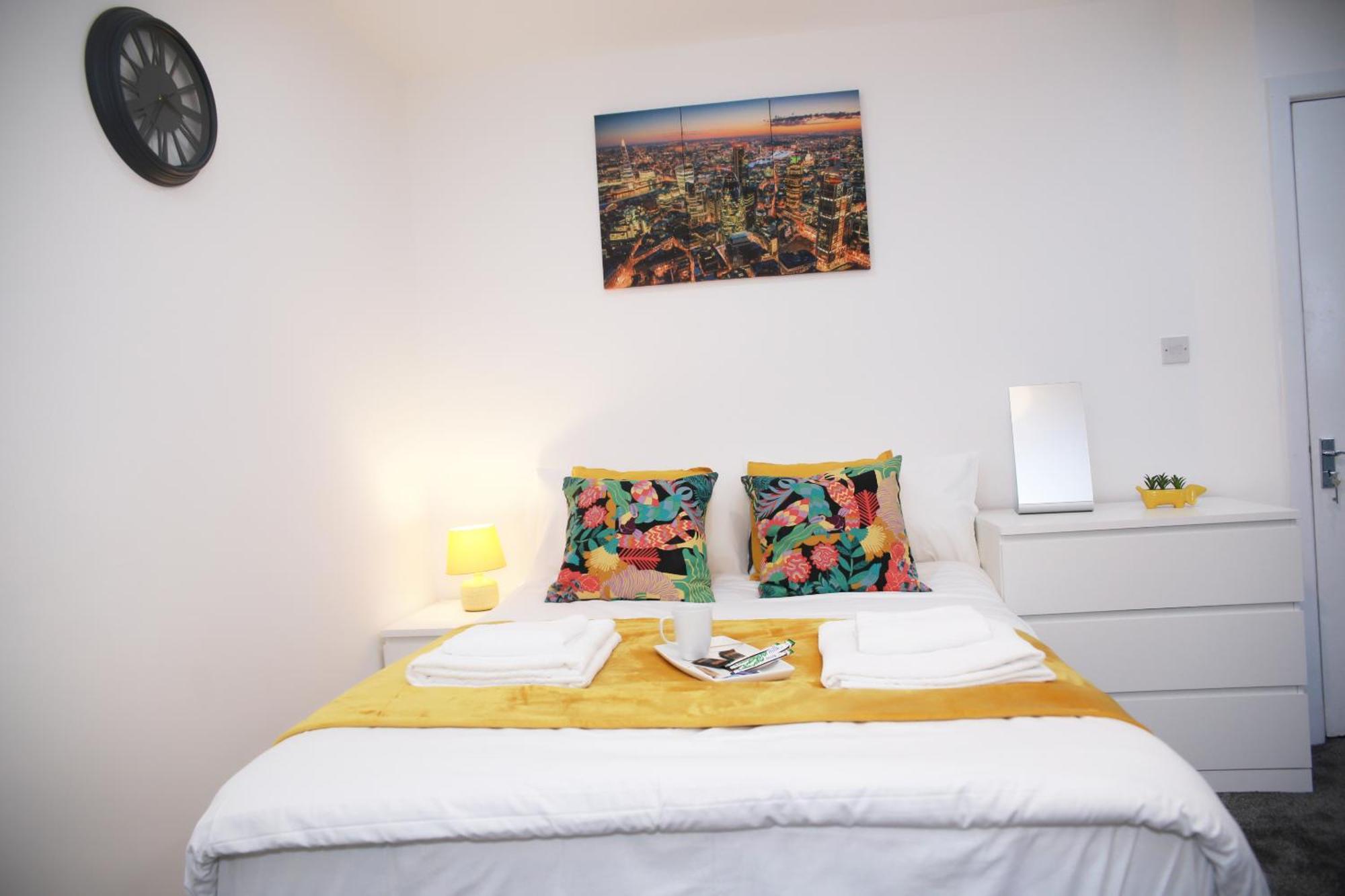South Harrow Apartment 런던 외부 사진