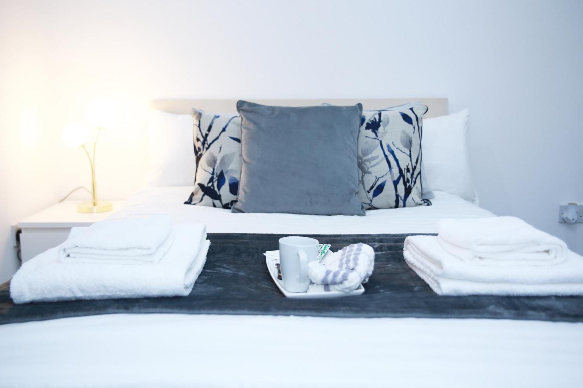 South Harrow Apartment 런던 외부 사진
