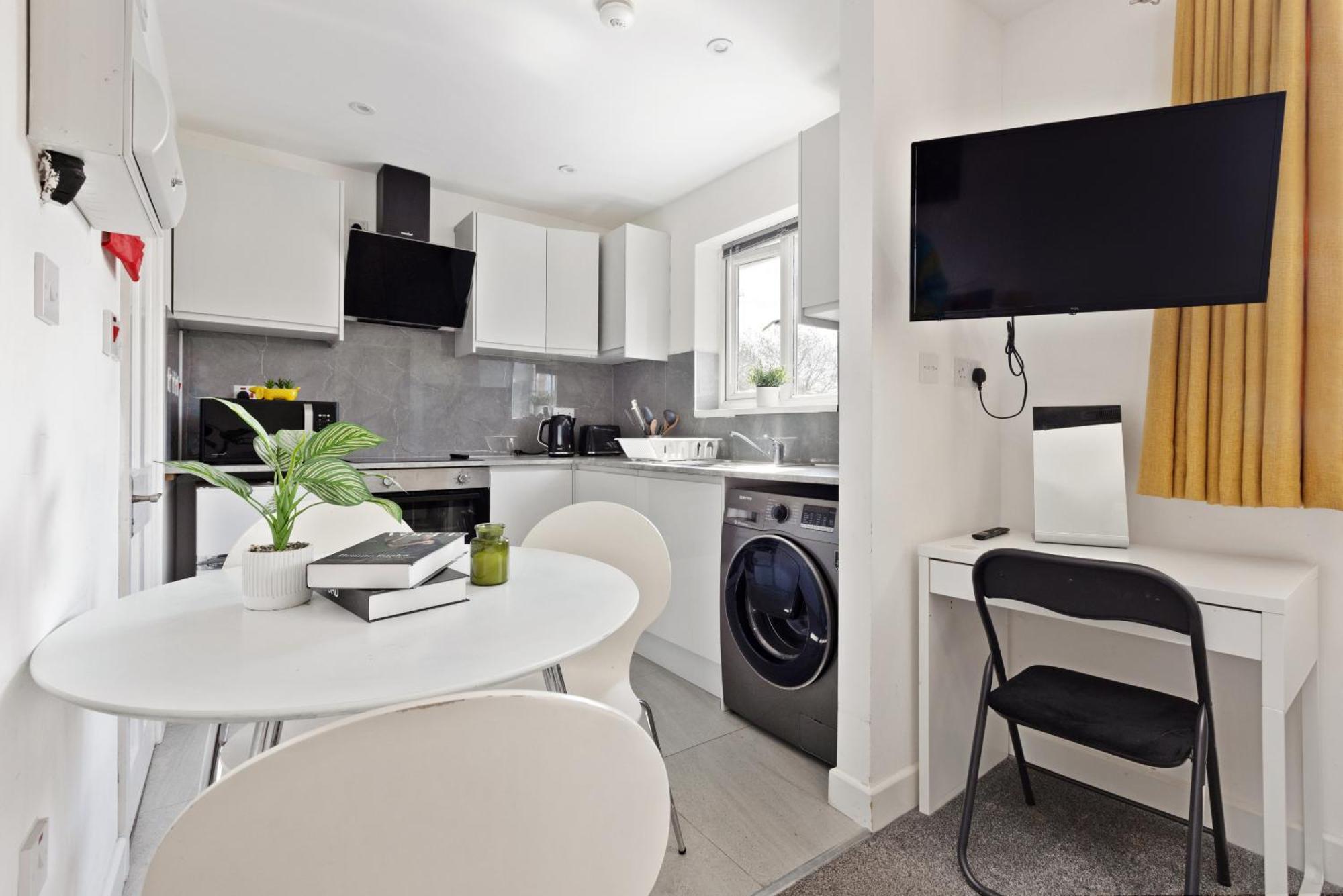 South Harrow Apartment 런던 외부 사진